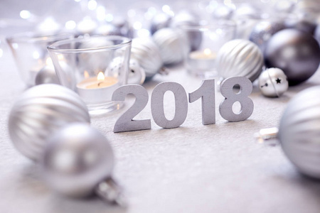 新年装饰数字2018年圣诞银球