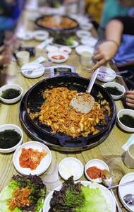烧辣在平底锅, 韩国食物