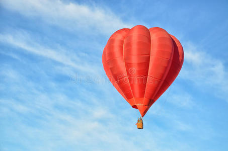 红色热气球