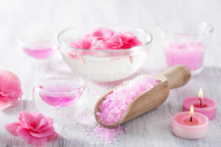 粉红花盐及spa精油