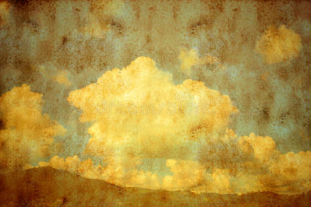 古色古香的山间天空和云朵图片