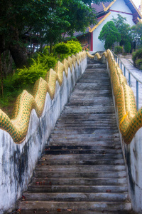 白族寺庙的楼梯