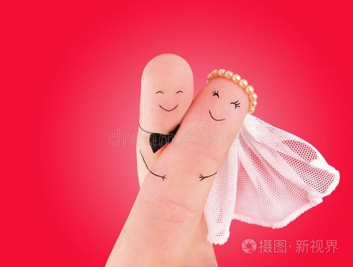 刚结婚的一对新婚夫妇手绘