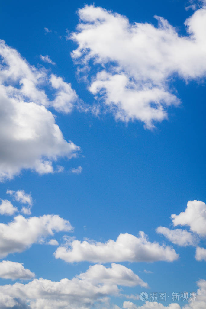 蓝蓝的天空白云照片-正版商用图片10c1nr-摄图新视界