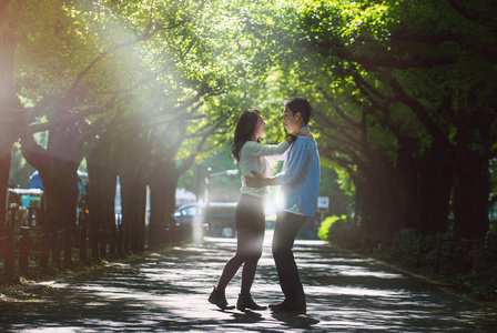 日本妇女在东京的花费时间图片