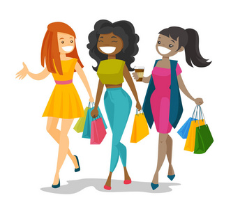 年轻快乐的多元文化女性一起购物