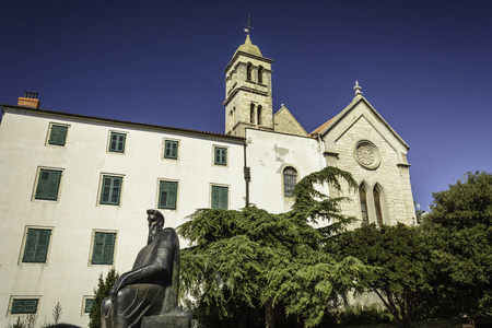 巴斯卡暴风雨亚德里亚海绿松石海滩普尔维奇岛和普尔维奇 sepurine 镇