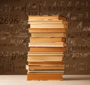 复古背景与数学公式的书