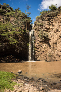 Naivashi, Kenia 的河流和瀑布的美丽景观