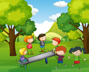 快乐的孩子们在公园里玩跷跷板