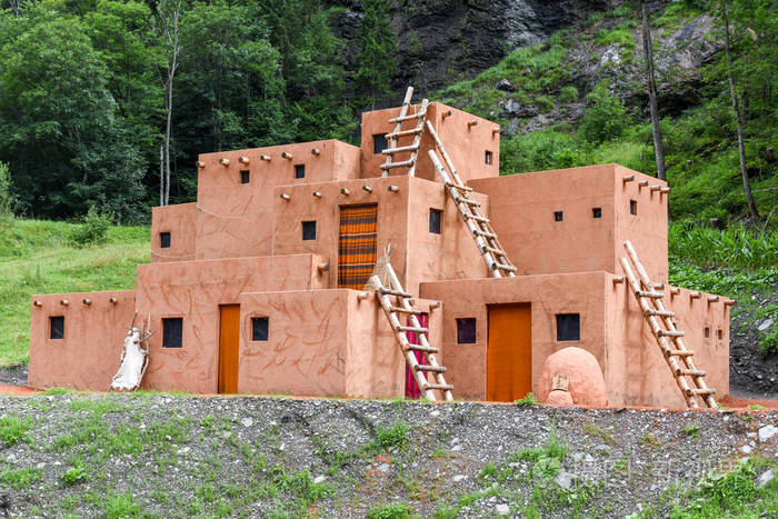 西部牛仔镇的房子