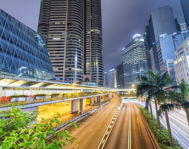香港夜景与城市街及现代建筑图片
