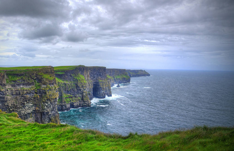 s Cliffs of Moher