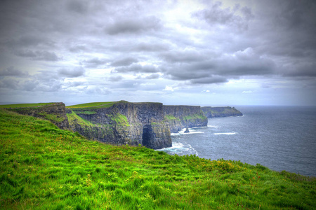 s Cliffs of Moher