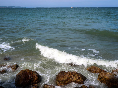 风暴潮, 小船上的小波浪也会损坏照片
