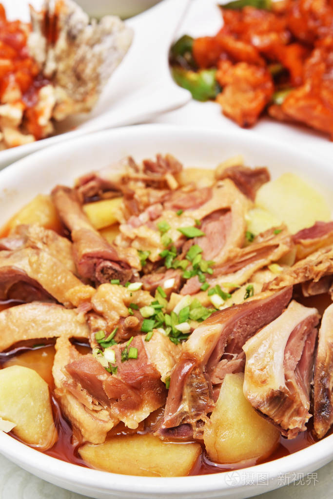 炒鸭肉中国菜