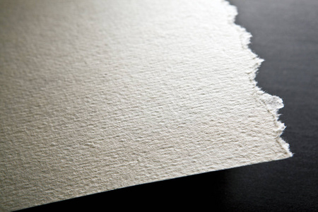 纸一角一角纸的微距镜头.样机.关闭照片