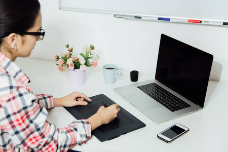 编辑图片软件图片