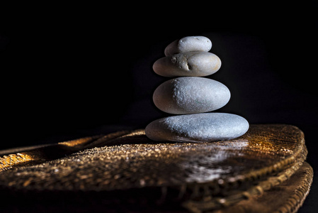 石头黑色背景皮肤基底深奥影响照片