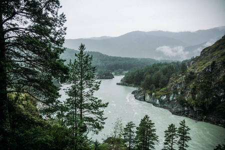 山区河流