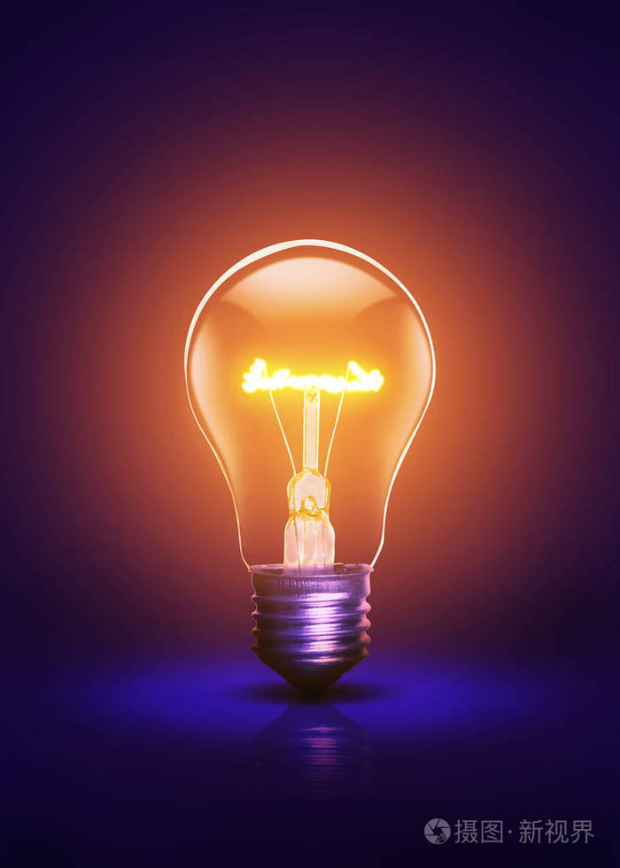 暗紫色背景下的活动灯泡