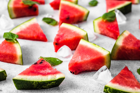 多汁的西瓜, 切片冰棒, 冷, 甜甜点夏季流行, 切片水果图案
