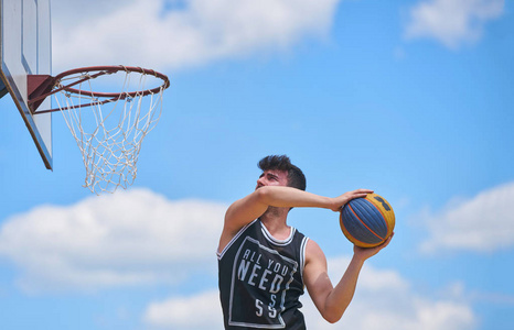 篮球运动员庆祝动作图片