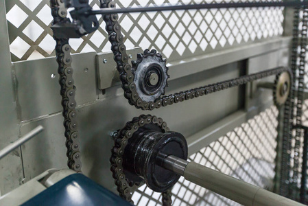 链条传动轴线输送机工业照片