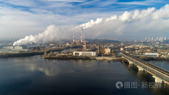 垃圾焚烧厂.垃圾焚烧厂与吸烟烟囱.工厂环境污染问题