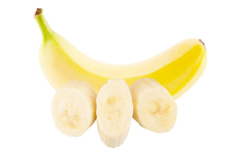 一个完整的新鲜香蕉和白色背景切片