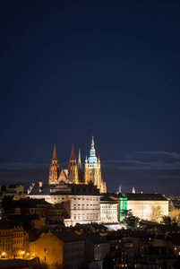 布拉格在晚上, 圣圣维特大教堂在捷克共和国