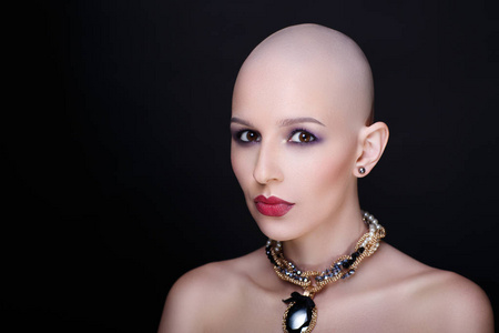 美女保安工作照图片