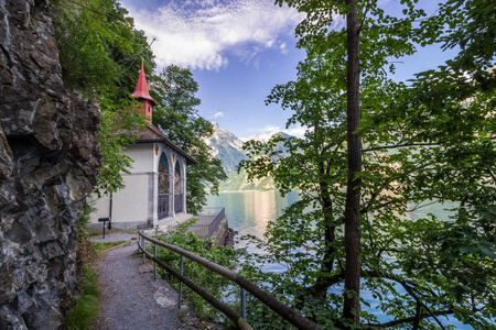 乌尔纳湖是瑞士卢塞恩附近四个州湖的一部分