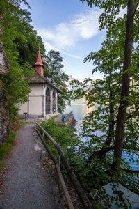 乌尔纳湖是瑞士卢塞恩附近四个州湖的一部分