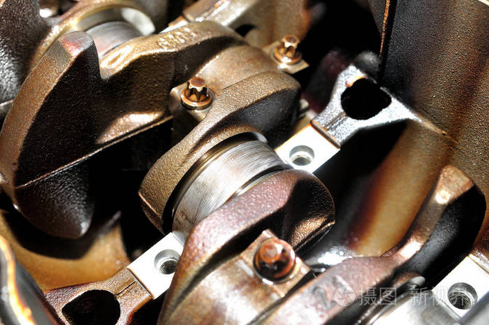 汽车发动机曲轴的选择性聚焦