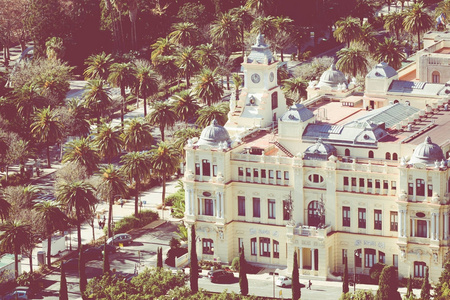 西班牙马拉加市容大教堂 市政厅和阿尔卡萨瓦