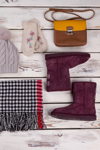 冬季配件和鞋类