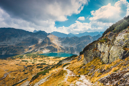 五湖谷在高塔特拉山，波兰