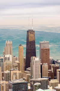 芝加哥摩天大楼和湖泊