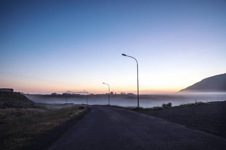 山地冰岛路和风景如画的自然景观。