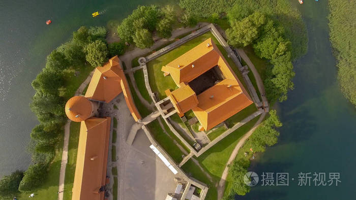 立陶宛特拉凯城堡的俯视图.照片-正版商用图片10x5g1-摄图新视界