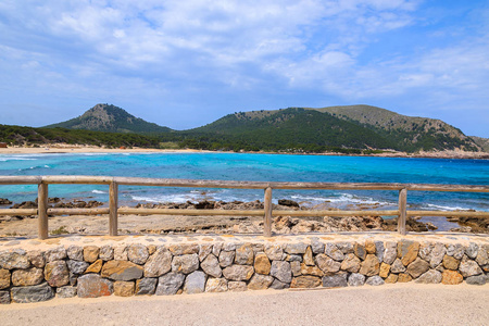 沿海湾和海滩沿海湾和海滩景观卡拉拉特贾达马利亚岛