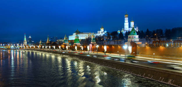 莫斯科克里姆林宫夜景全景