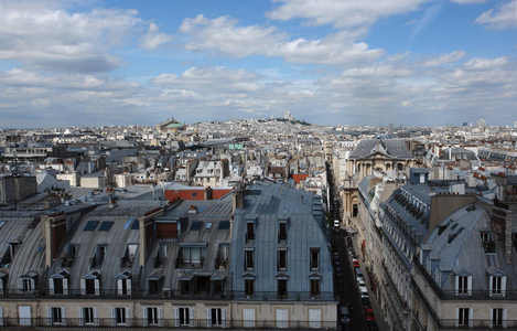 巴特蒙马特和巴黎的屋顶