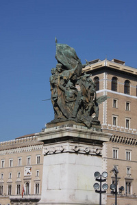意大利罗马的阿尔塔雷德拉帕特拉意大利的一座维托里奥伊曼纽尔二世纪念碑的雕像和细节。
