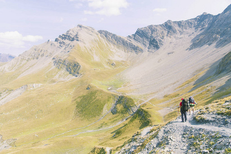 勃朗峰是一个独特的徒步旅行约200km
