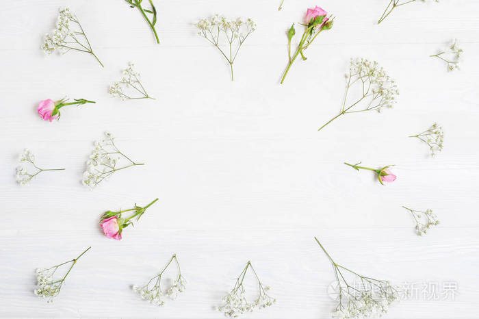 模仿白色和粉红色的花朵质朴的风格, 为 St. 情人节与一个地方为您的文本。平躺, 顶部查看照片模拟