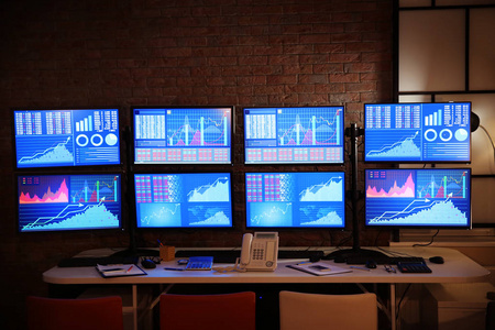 分析师交易员工作市场商人或证券市场交易员1956道