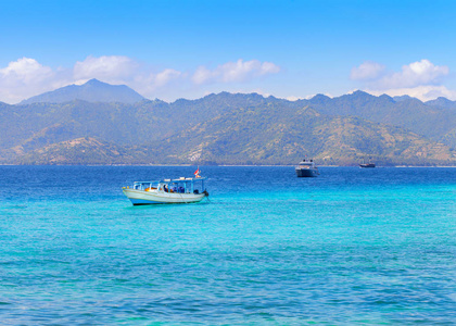 美丽的海景，与岛