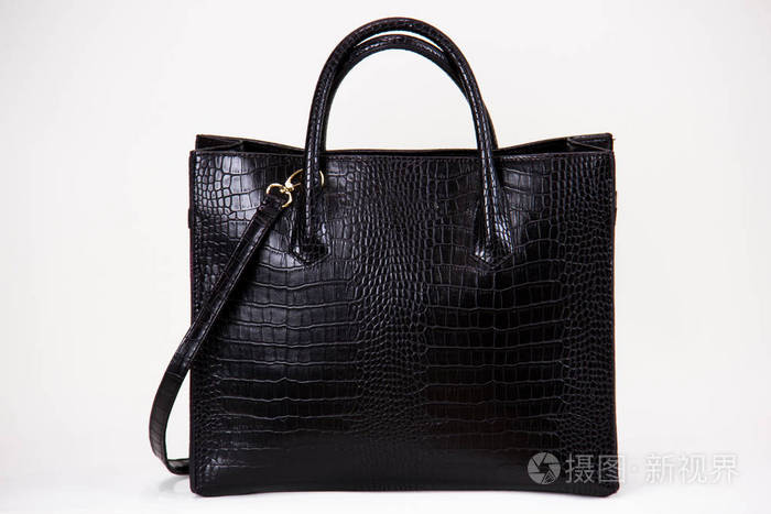 时尚的莱瑟女包